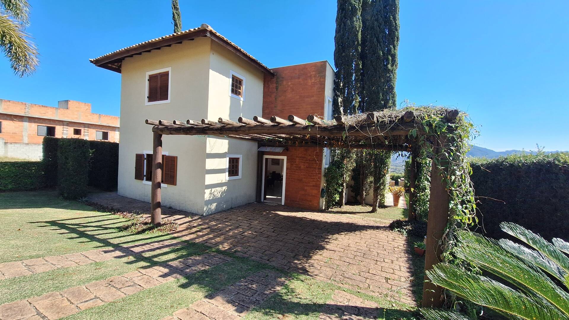 #216 - Casa para Venda em Morungaba - SP