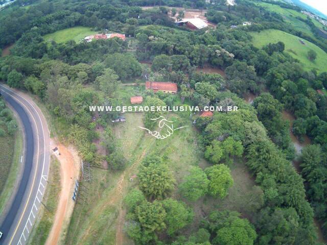 Área para Venda em Itatiba - 4